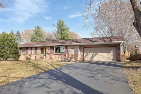 14682 Dominica Ct, Apple Valley, MN 55124