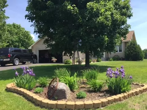 404 Elder Ct NW, Saint Michael, MN 55376 photo 2