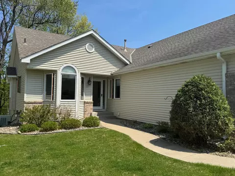 4492 Lakeshore Ter, Eagan, MN 55122