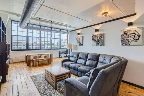 500 Robert St N #516, Saint Paul, MN 55101