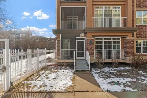 2550 38th Ave NE #111, Saint Anthony, MN 55421