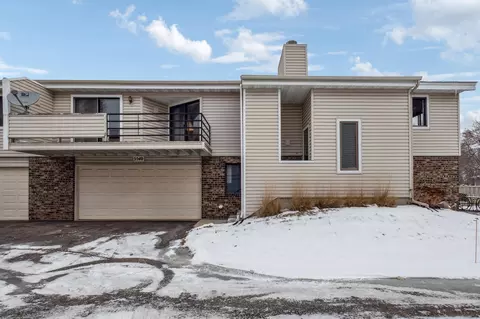 5540 Bimini Dr, Minnetonka, MN 55343