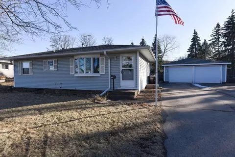3150 68th St E, Inver Grove Heights, MN 55076