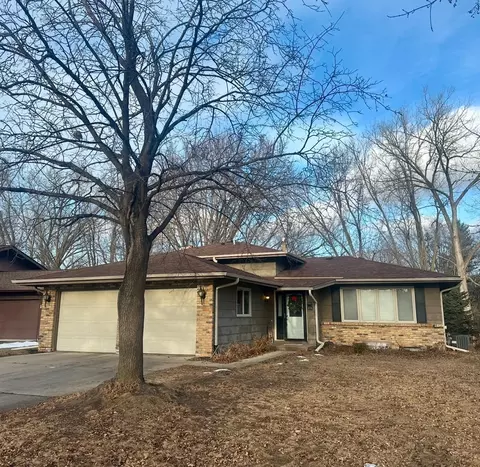6716 80th Ave N, Brooklyn Park, MN 55445