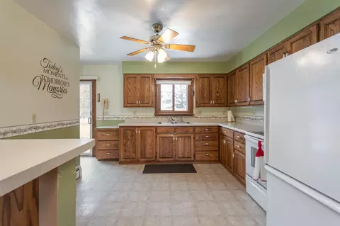 413 1st St N, Hoffman, MN 56339 photo 7