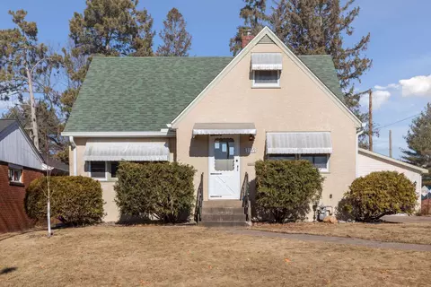 2139 Cottage Ave E, Saint Paul, MN 55119