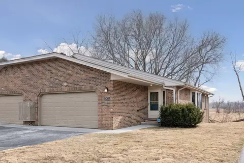 17421 Saddlewood Ln, Minnetonka, MN 55345