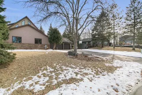 5520 Basswood Cir, Rockford, MN 55373