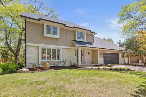 5824 Oxford St N, Shoreview, MN 55126