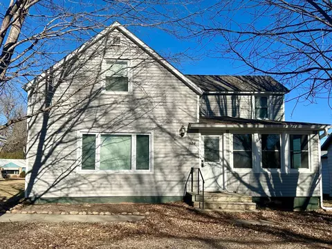 124 E Main St, Lime Springs, IA 52155