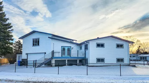 95 28th Ave N, Fargo, ND 58102