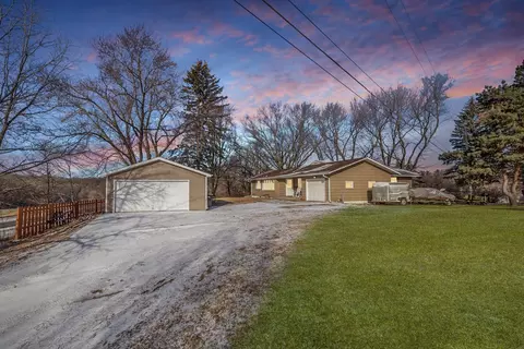 535 28th St SW, Rochester, MN 55902