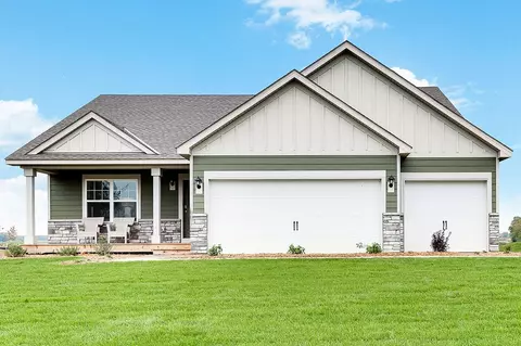 9869 89th St S, Cottage Grove, MN 55016