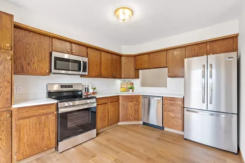 10 94th Cir NW #201, Coon Rapids, MN 55448