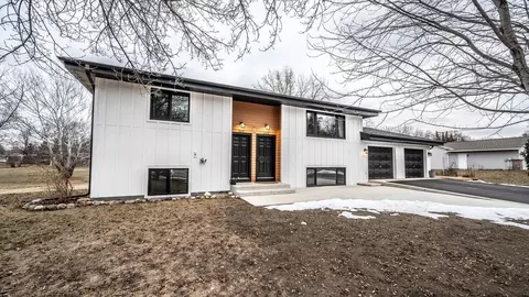 1625316251 Franklin Trl SE, Prior Lake, MN 55372