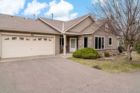938 Stratford Ln W, Burnsville, MN 55337
