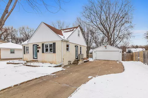 4634 Brunswick Ave N, Crystal, MN 55422