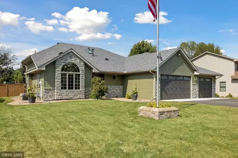 5873 Bayberry Dr, White Bear Township, MN 55110