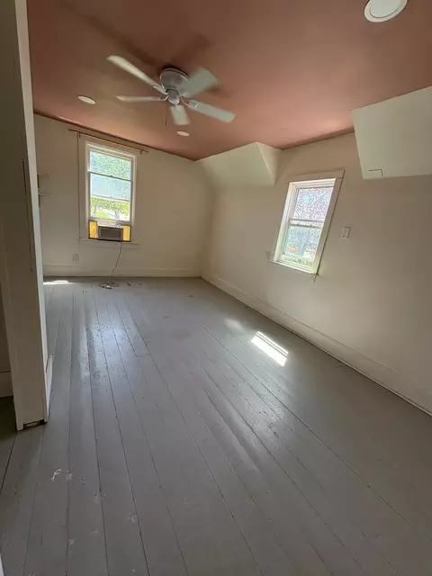 Bedroom - 20 1st Ave NW, Plainview, MN 55964 photo 4 of 6