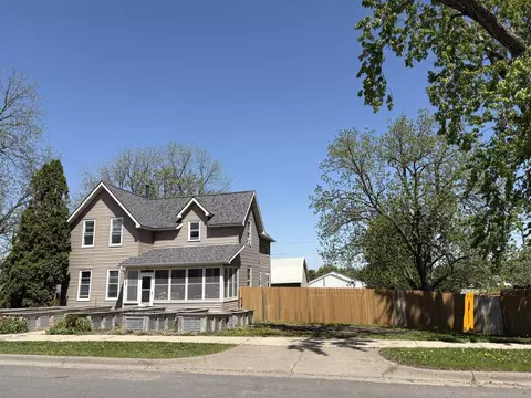 Exterior - 20 1st Ave NW, Plainview, MN 55964 photo 3 of 6