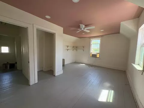 Bedroom - 20 1st Ave NW, Plainview, MN 55964 photo 2 of 6