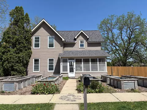Exterior - 20 1st Ave NW, Plainview, MN 55964 photo 1 of 6