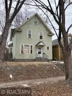 969 4th St E, Saint Paul, MN 55106