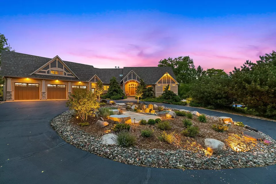 Exterior - 20120 France Cir, Prior Lake, MN 55372 photo 11 of 24