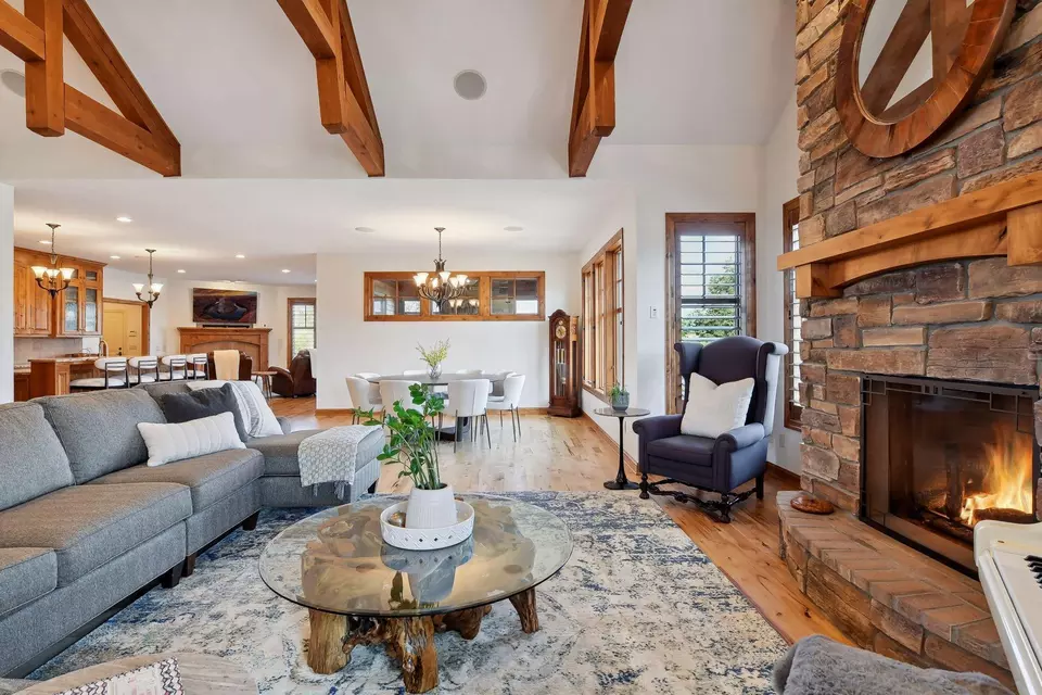 Living - 20120 France Cir, Prior Lake, MN 55372 photo 5 of 9