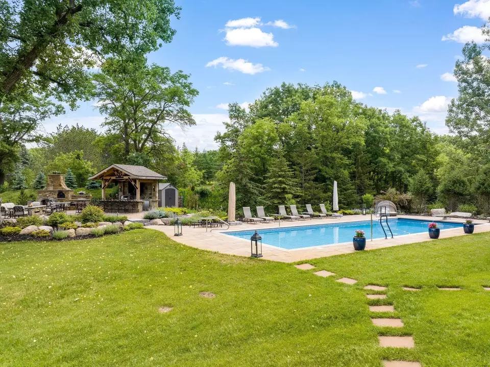 Exterior - 20120 France Cir, Prior Lake, MN 55372 photo 7 of 24