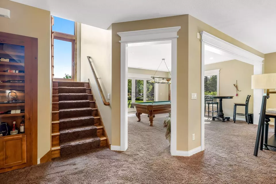 Entry Way - 20120 France Cir, Prior Lake, MN 55372 photo 2 of 3