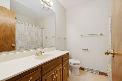 3950 Linden Cir, Excelsior, MN 55331 photo 16