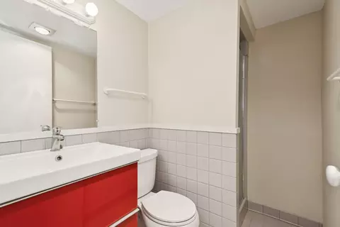 3950 Linden Cir, Excelsior, MN 55331 photo 31