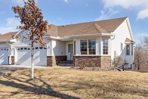 1672 Mackubin St, Saint Paul, MN 55117