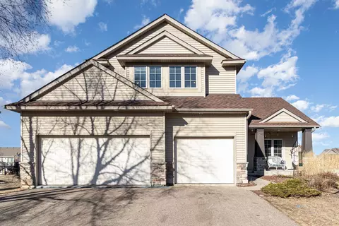 9082 Fairway Hill Dr, Elko New Market, MN 55020