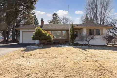 6801 Olympia St, Golden Valley, MN 55427