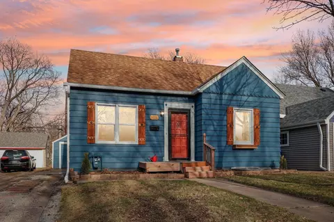 1606 Fernwood St, Saint Paul, MN 55108