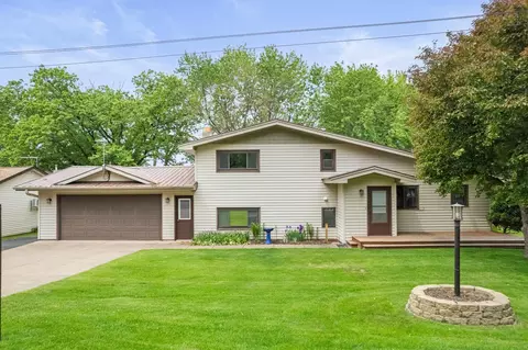 1697 Shore Dr, Mora, MN 55051 photo 2