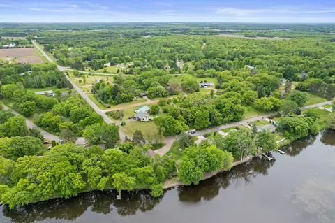 1697 Shore Dr, Mora, MN 55051 photo 32
