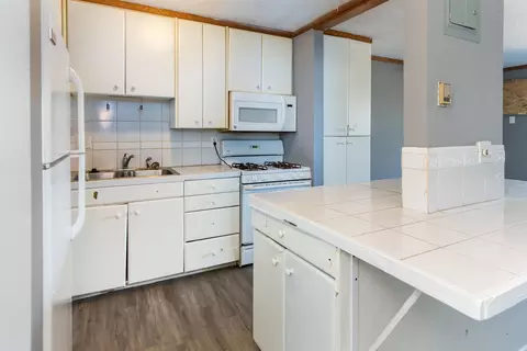 7196 72nd Ln N #226, Brooklyn Park, MN 55428