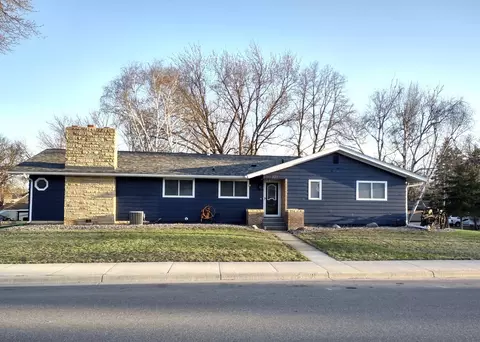 830 Forest Ave, Albany, MN 56307