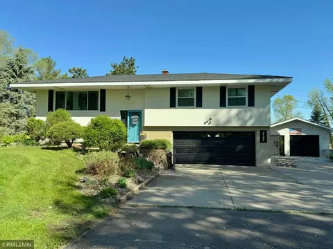 3753 Centerville Rd, Vadnais Heights, MN 55127