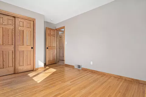 Bedroom - 10081 Barnes Ave, Inver Grove Heights, MN 55077 photo 1 of 10