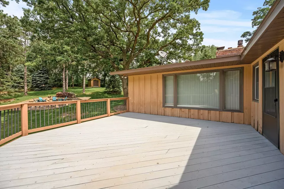 Exterior - 10081 Barnes Ave, Inver Grove Heights, MN 55077 photo 14 of 30