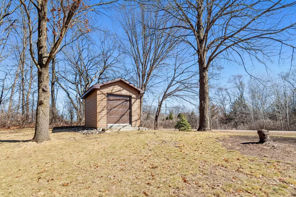 Exterior - 10081 Barnes Ave, Inver Grove Heights, MN 55077 photo 20 of 30