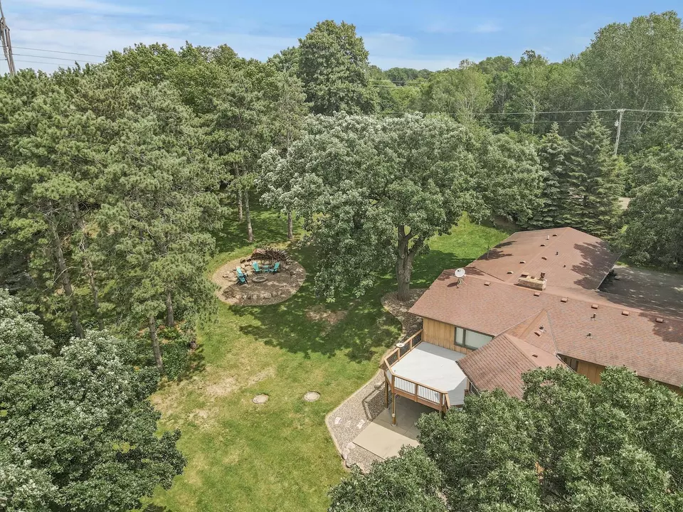 View/Area - 10081 Barnes Ave, Inver Grove Heights, MN 55077 photo 7 of 8