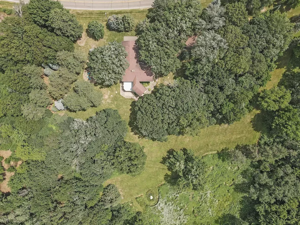 View/Area - 10081 Barnes Ave, Inver Grove Heights, MN 55077 photo 4 of 8