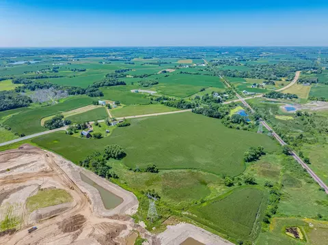 546 County Road 10 # X, Victoria, MN 55318