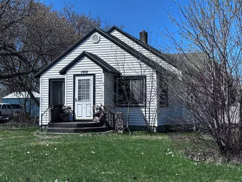 1502 2nd Ave E, International Falls, MN 56649