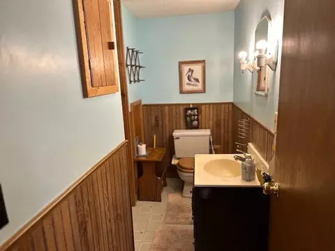 Bath - 51992 209th Pl, Mcgregor, MN 55760 photo 2 of 2